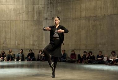 The Complete Works, 2009/2012. Performance still, 2012. Tate Modern, London.